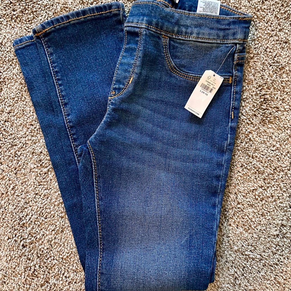 Girl’s size 10-12